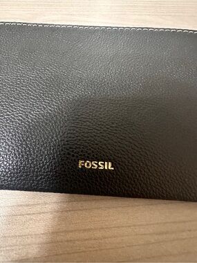 Fossil Black Pebble Leather Wristlet with Gold Trim
